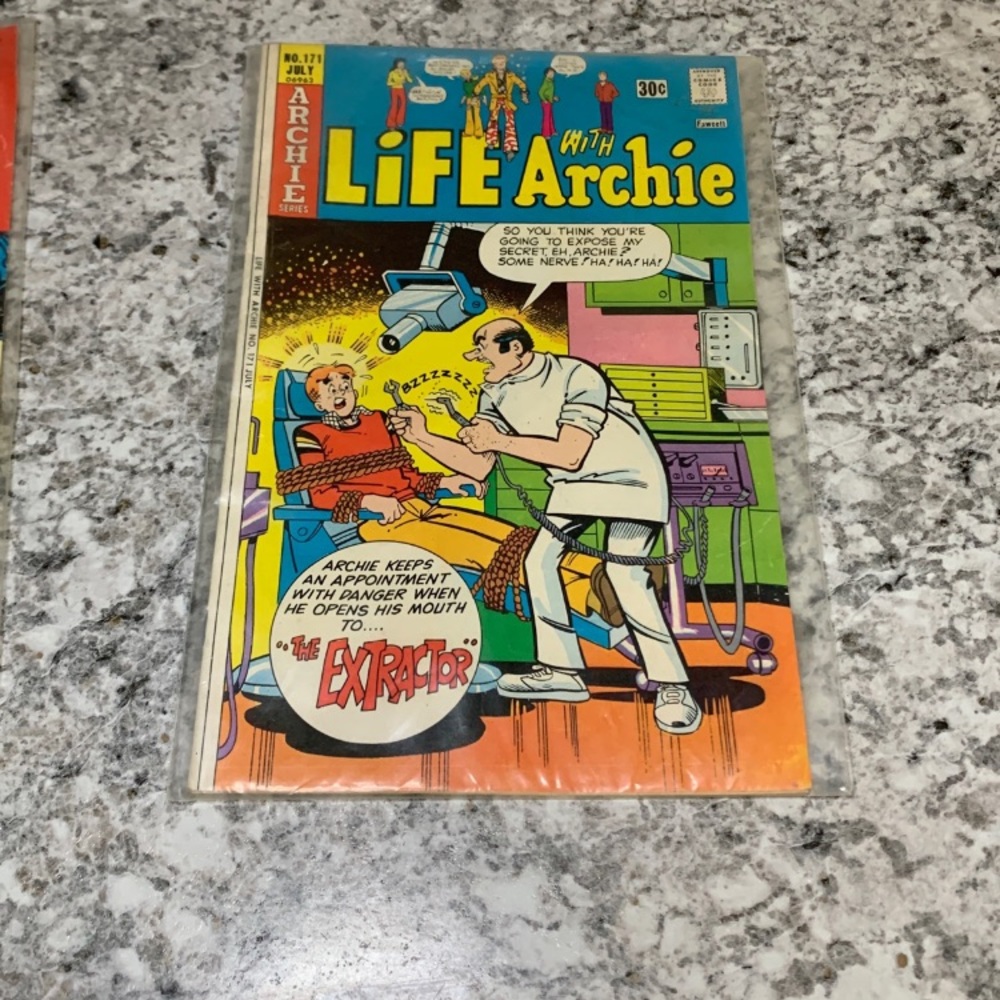 Life With Archie #171 1976-Dentist torture bondage cover - Picture 3 of 12
